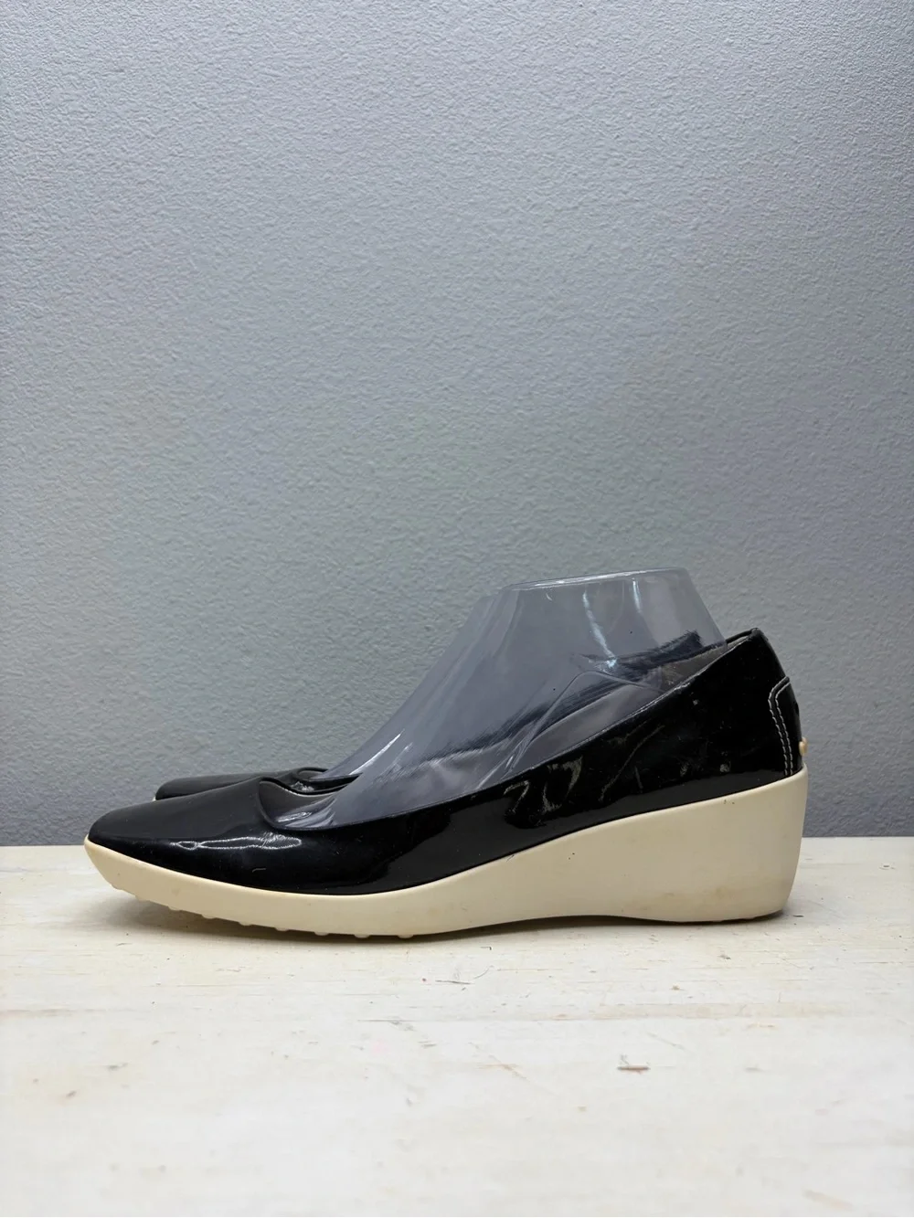 Tod’s Black Patent leather Loafers Size 40.5